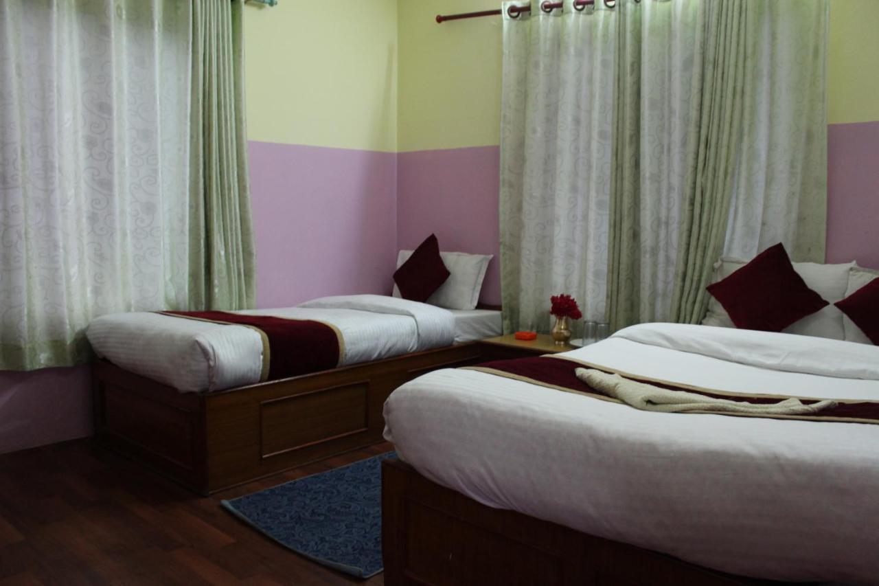 Hotel Snow Leopard Покхара Екстер'єр фото